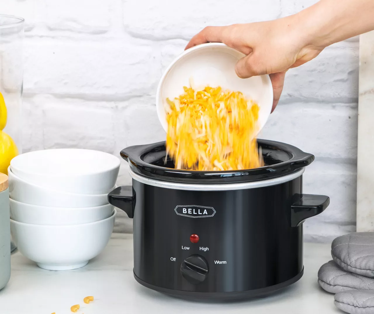 Bella 1.5-Quart Manual Slow Cooker - Image 3