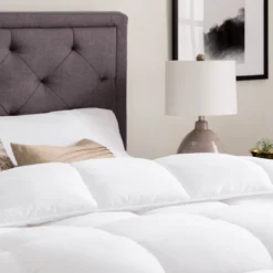 White Down Alternative Queen Quilted Comforter