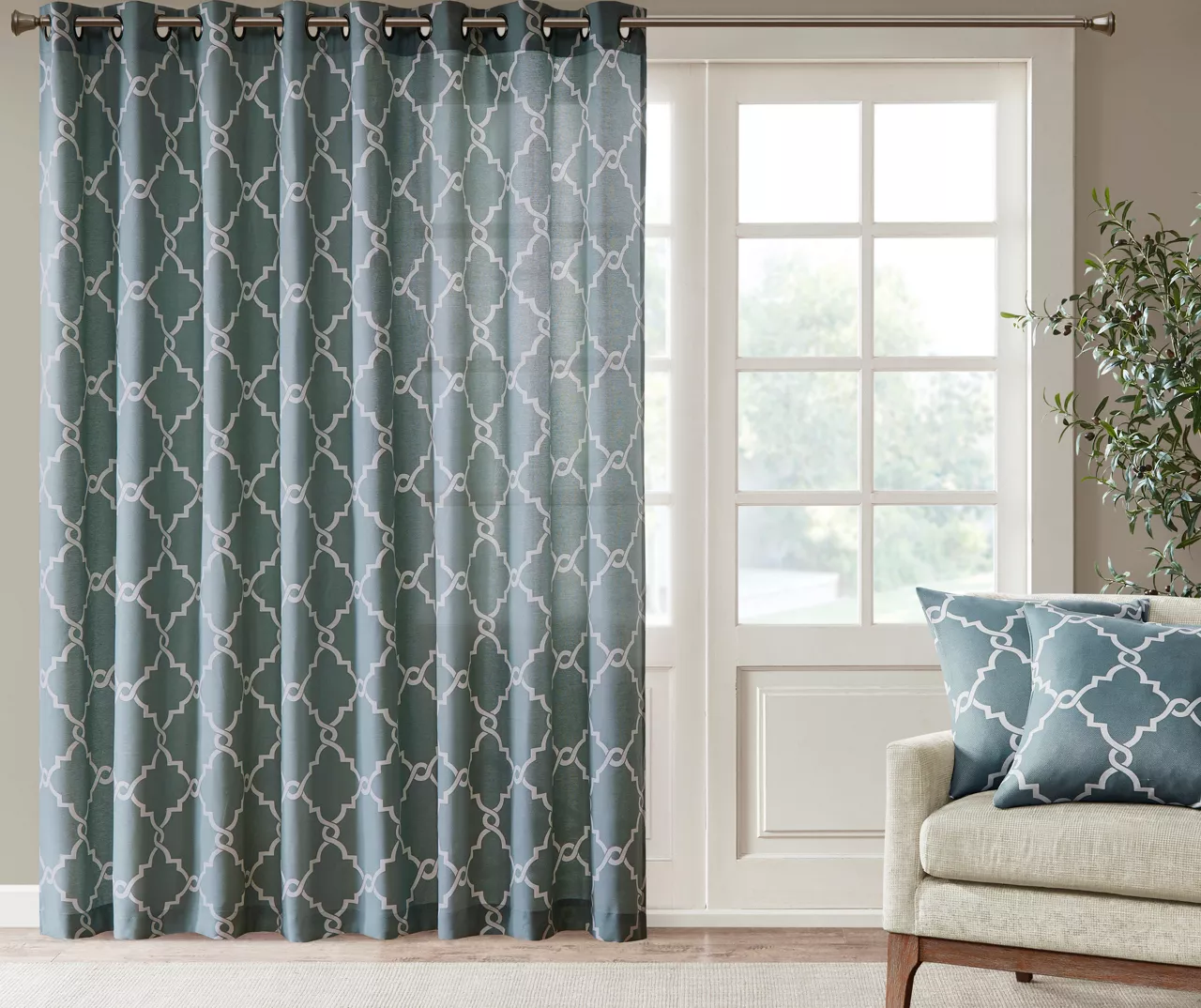 Sereno Fretwork Light-Filtering Grommet Patio Curtain Panel, (84") - Image 4