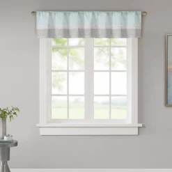 Salem Pintuck Rod Pocket Valance