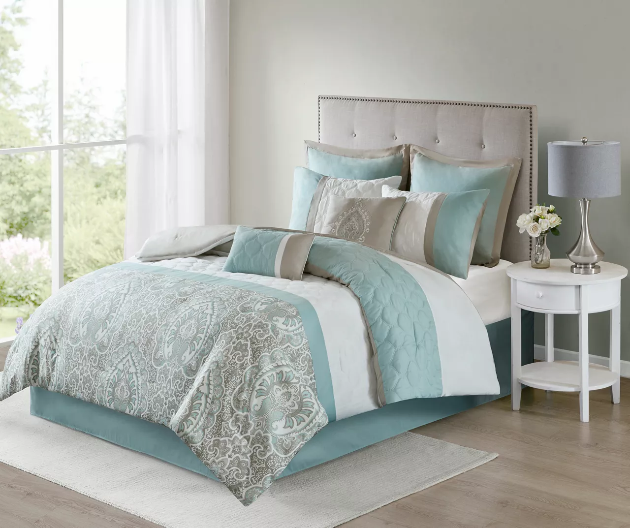 Stacie Comforter Set - Image 16