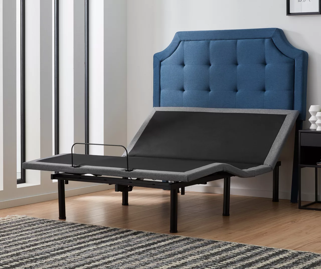 Lucid Comfort Collection 10" Hybrid Memory Foam Mattress & Adjustable Bed Base Set - Image 4