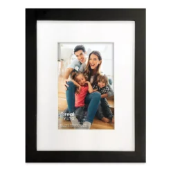 Black Matted Linear Photo Frame, (5" X 7")