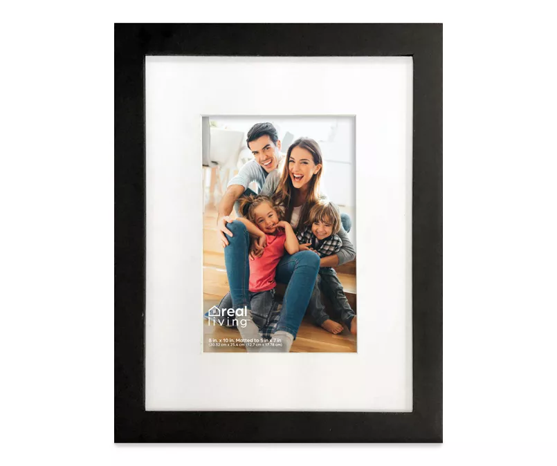 Black Matted Linear Photo Frame, (5" X 7")