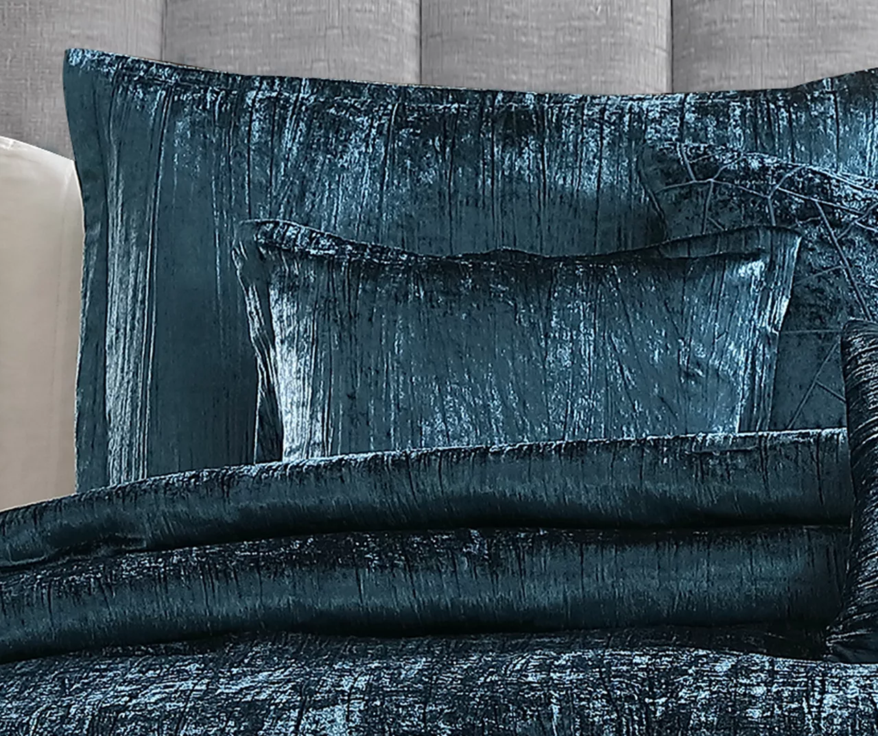 Blue Velvet Crinkle Turin Queen 7-Piece Comforter Set - Image 3