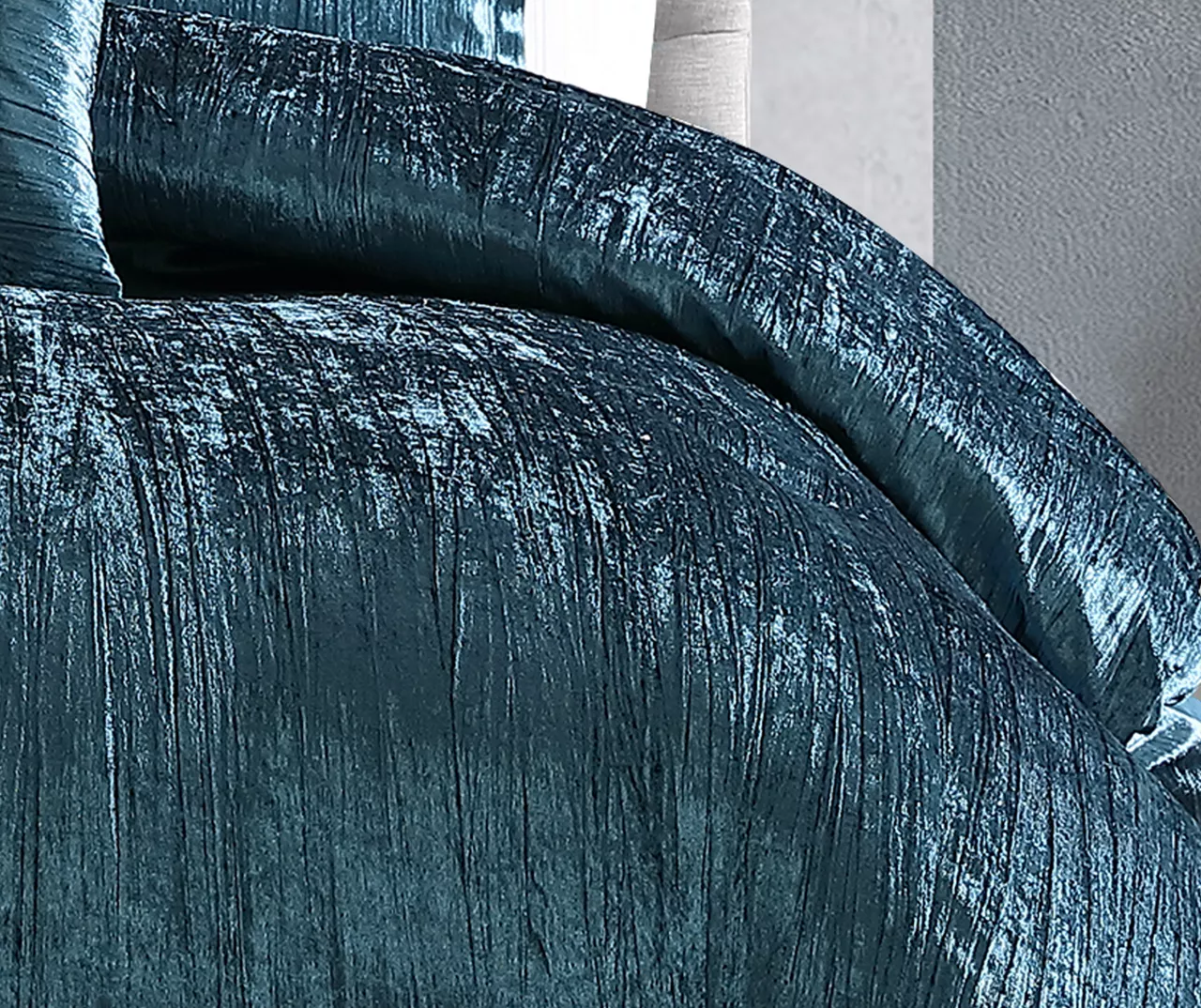Blue Velvet Crinkle Turin Queen 7-Piece Comforter Set - Image 5