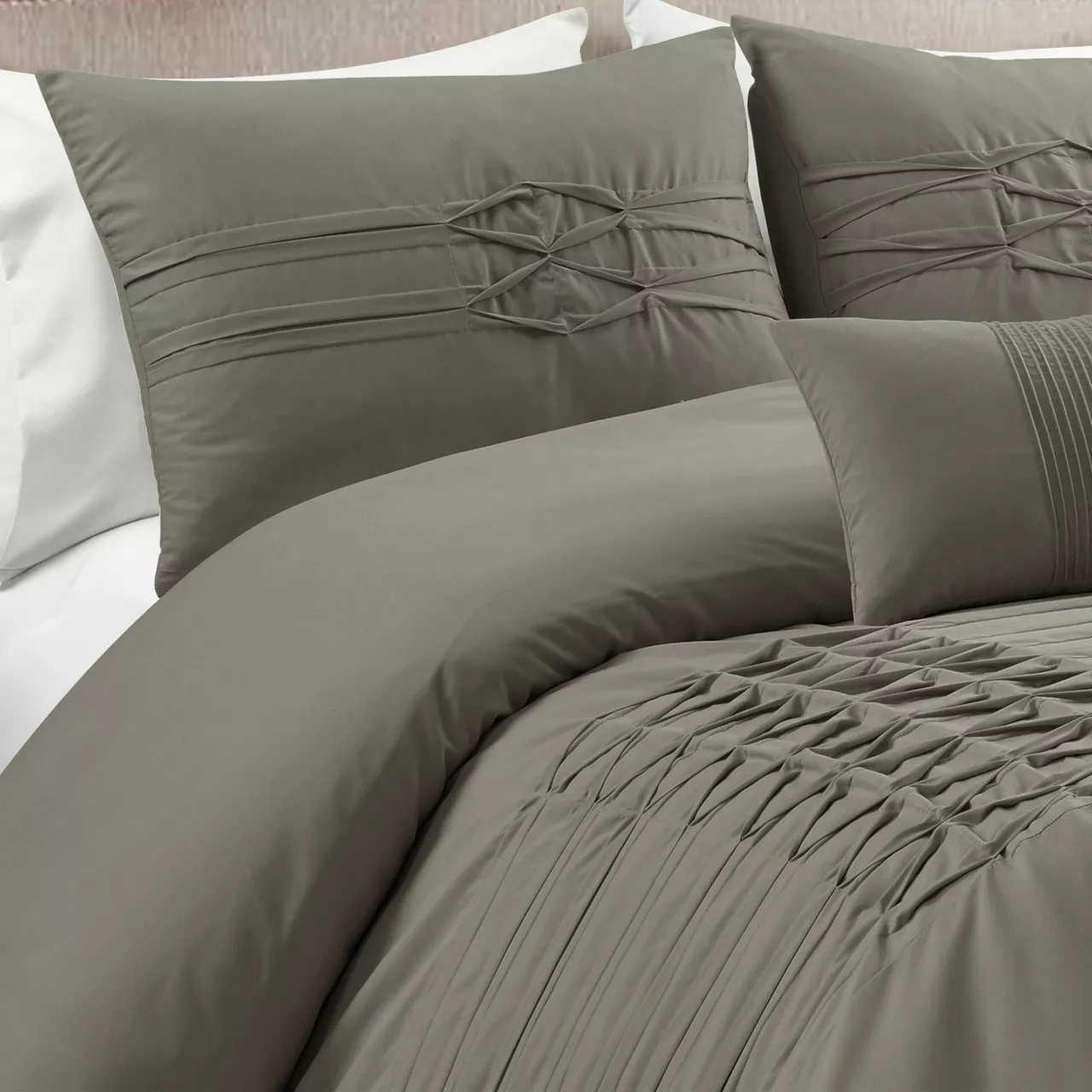 Aurora Pleated Pintuck Comforter Set - Image 19