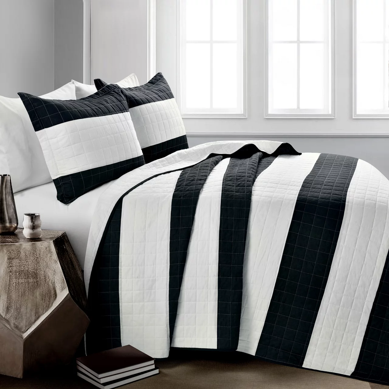 New Berlin Color Block Stripe Quilt Set - Image 18