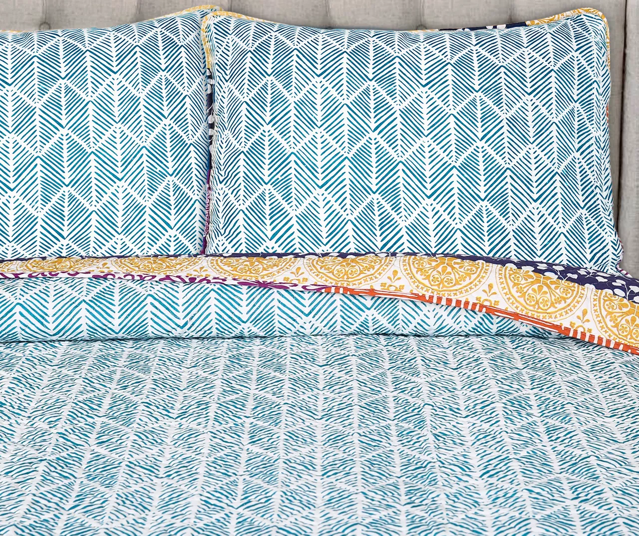 Fuchsia & Orange Bohemian Pattern Stripe Reversible King 3-Piece Quilt Set - Image 3