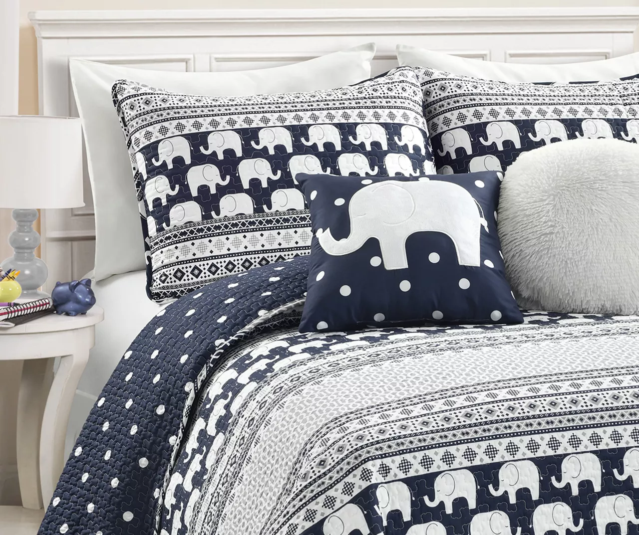 Navy & White Elephant Geometric Stripe Reversible Full/Queen 5-Piece Quilt Set - Image 5