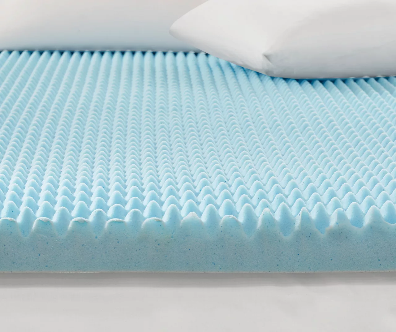 3" Gel Memory Foam Cooling Mattress Topper - Image 4