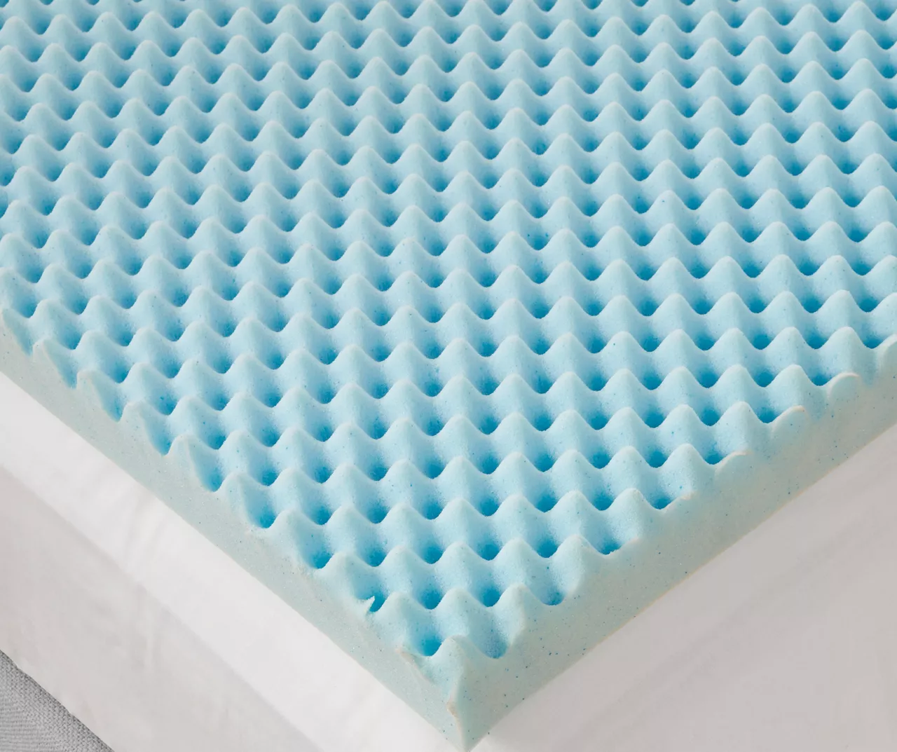 3" Gel Memory Foam Cooling Mattress Topper - Image 5