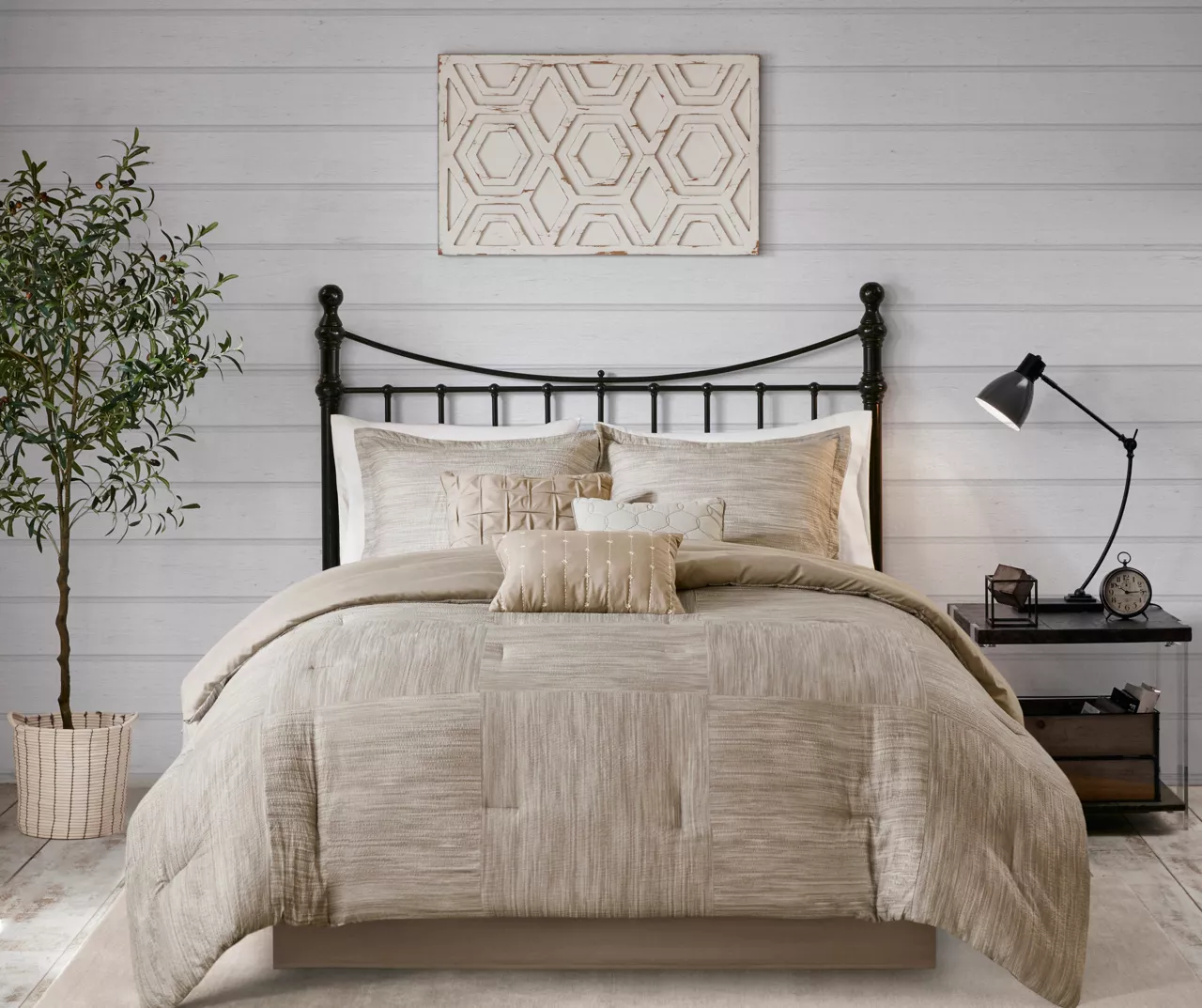 Kelan Taupe Streak Patchwork Seersucker California King 7-Piece Comforter Set