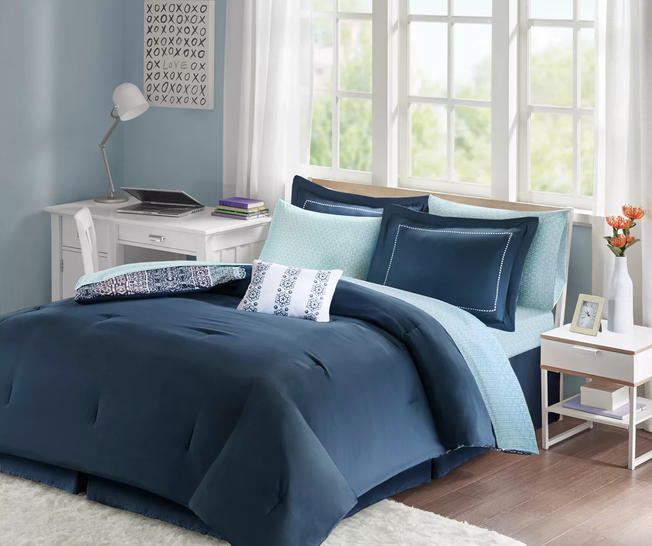 Blaire Navy & Aqua Boho Medallion Queen 10-Piece Comforter Set - Image 4