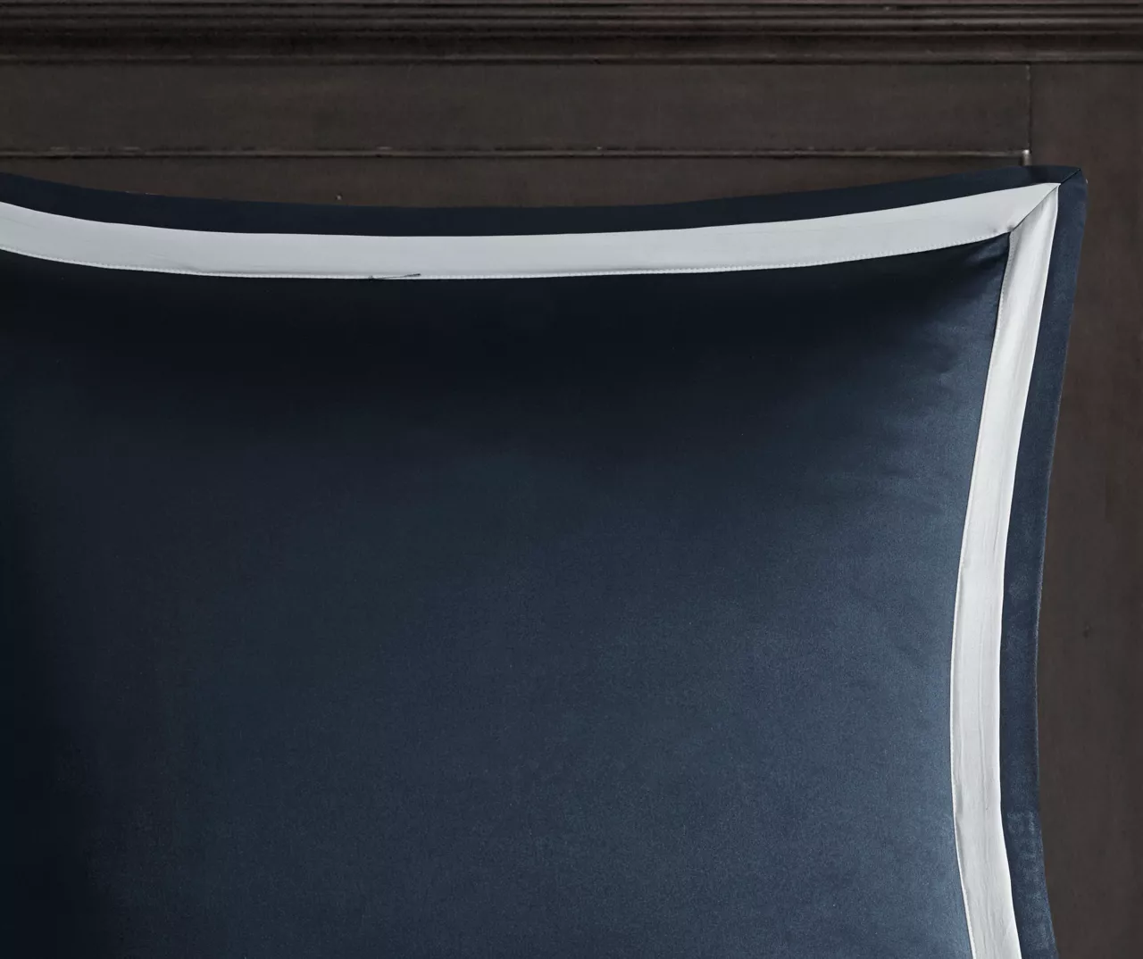 Eliot Navy & White Damask Jacquard King 8-Piece Comforter Set - Image 9