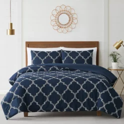Casa Navy & White Embroidered Quatrefoil Comforter Set