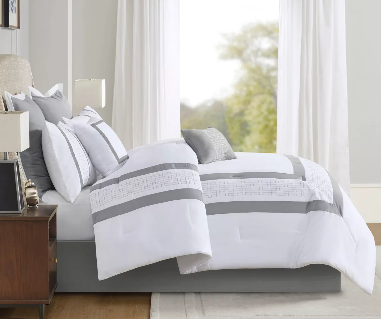 Elmore Bordered Comforter Set - Image 13