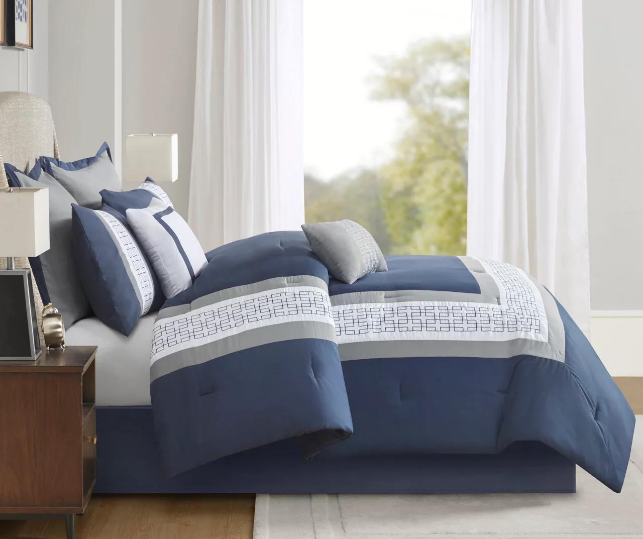 Elmore Bordered Comforter Set - Image 3